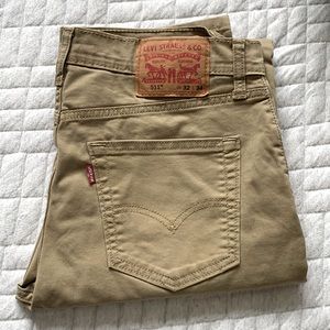 LEVI’s - 511 Slim Jeans - TAN-  (32x34)